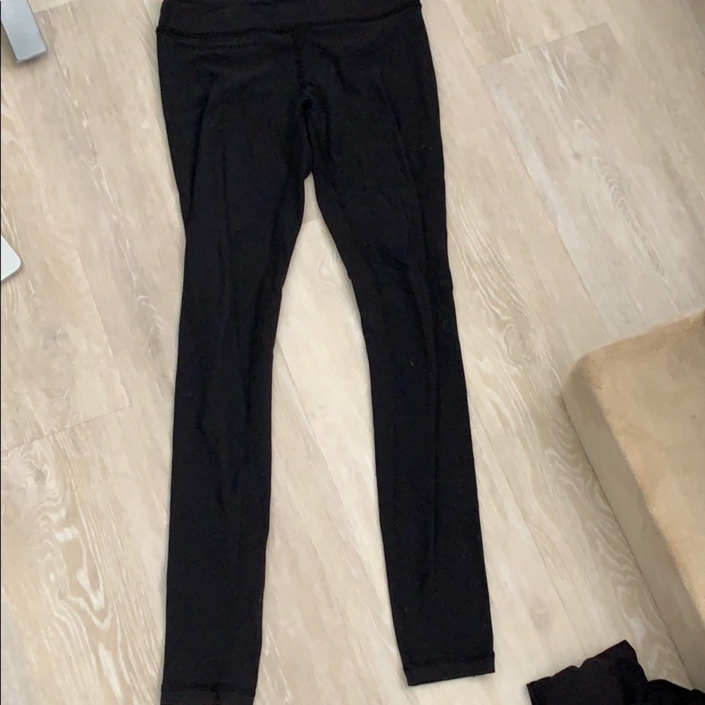 Black reversible leggings